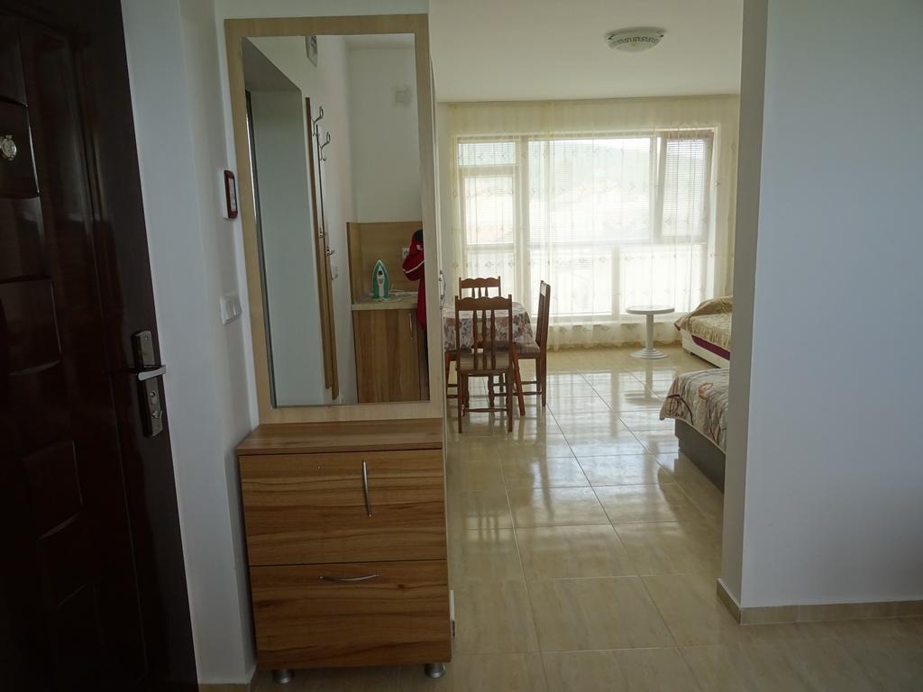 Apartments In Lotos Complex Кранево Экстерьер фото